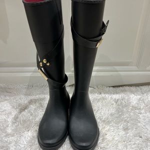 Rain boots